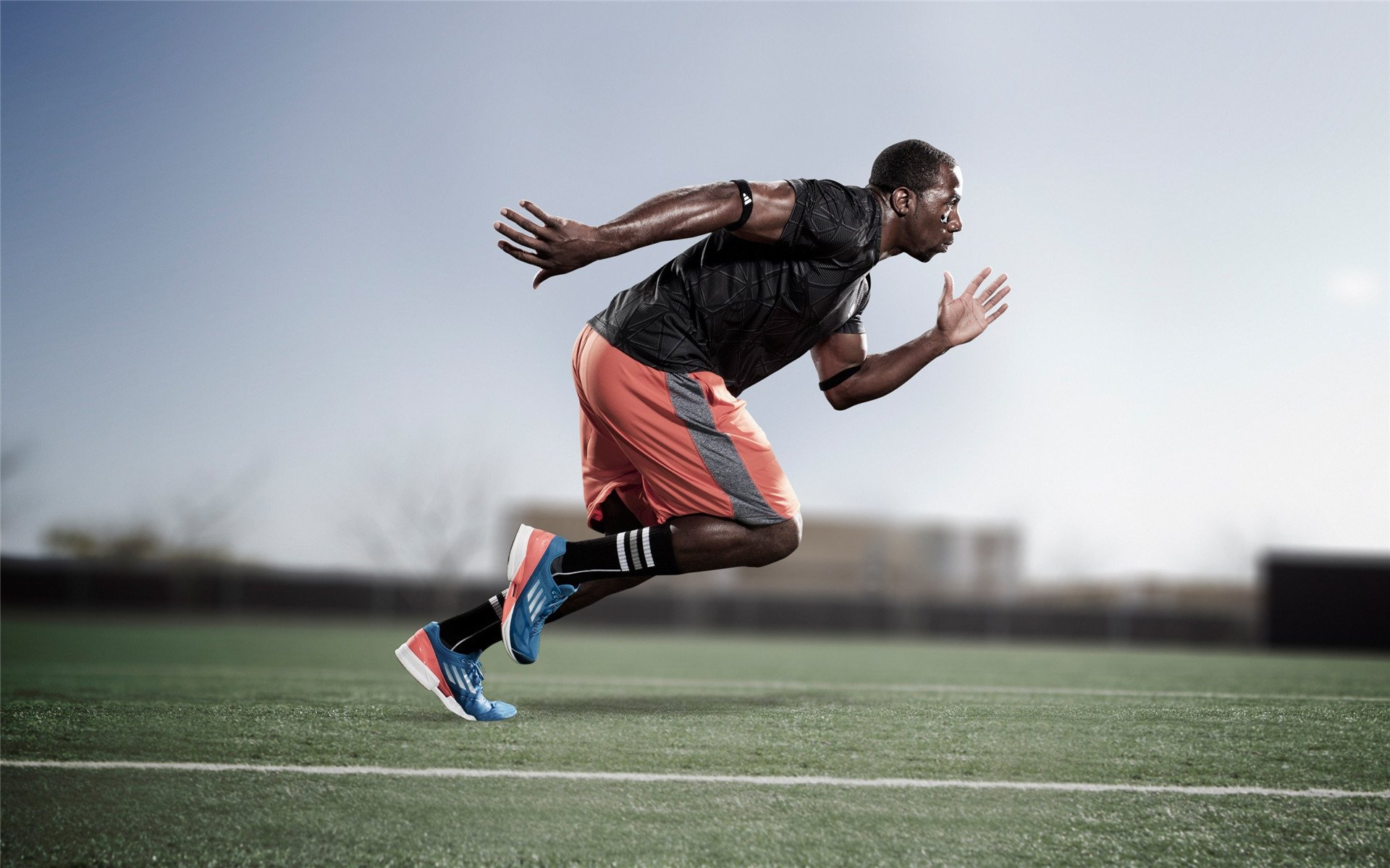 Jiu You-全国青少年足球交流会商会定期举行,促进合作共赢,全国青少年足球示范学校